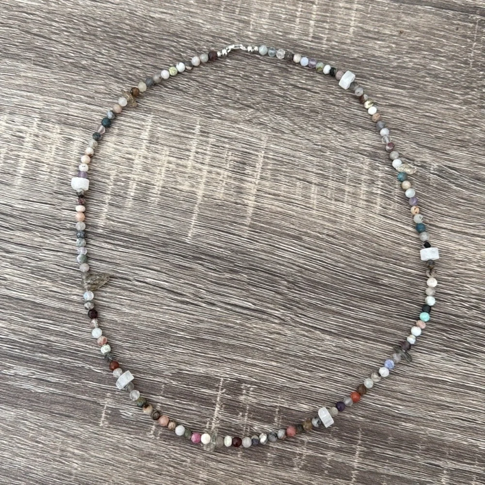 Hand Crafted elegant multigemstone